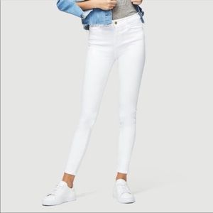 FRAME DENIM High Rise Le Skinny de Jeanne in Blanc